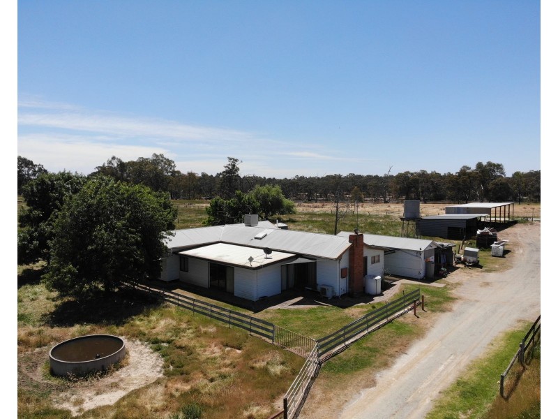 80 Oberins Road, Gunbower VIC 3566