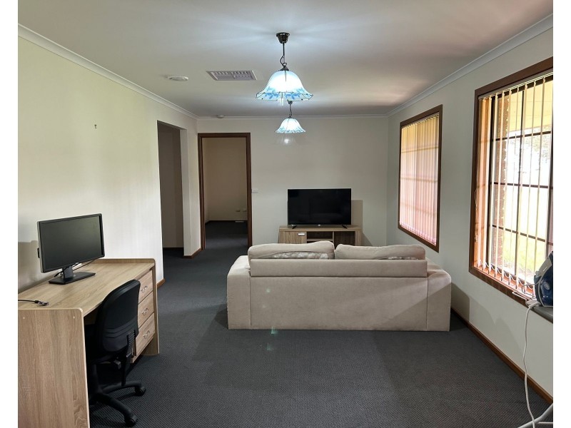 31 Gwynne Street, Moulamein NSW 2733