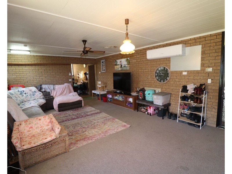 25 Findlay Avenue, Leitchville VIC 3567