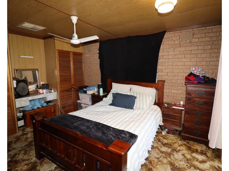 25 Findlay Avenue, Leitchville VIC 3567