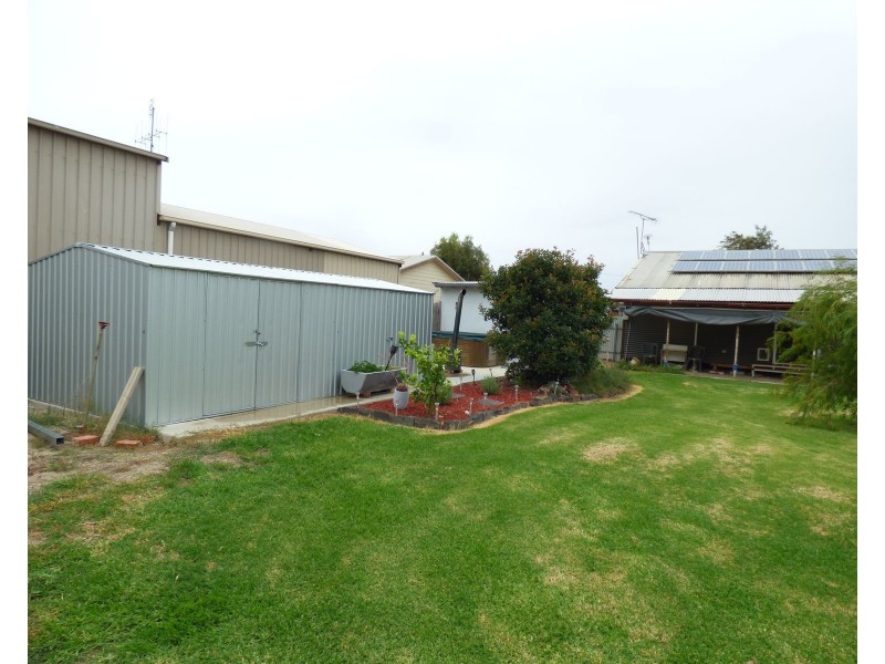 9 Church Street, Murrabit VIC 3579