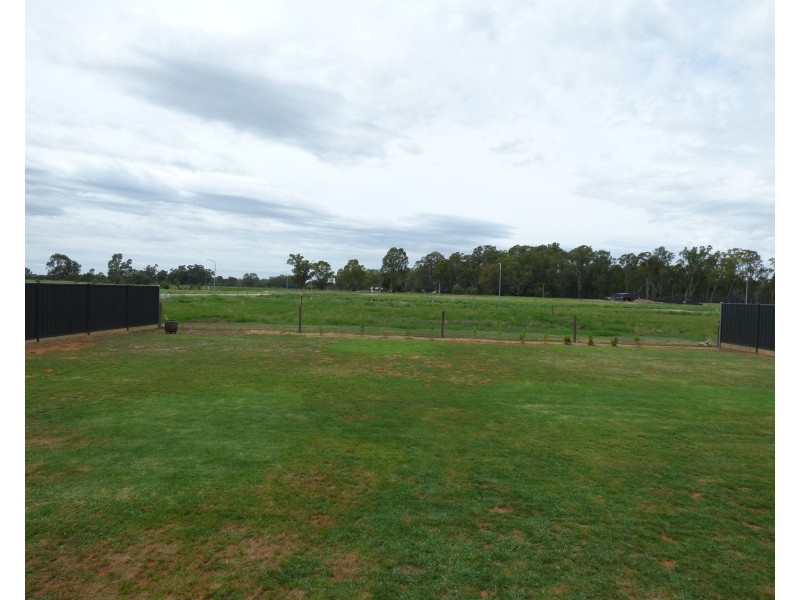 7 Riverview Drive, Barham NSW 2732