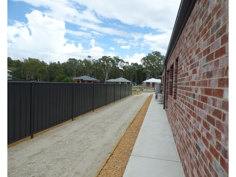 7 Riverview Drive, Barham NSW 2732