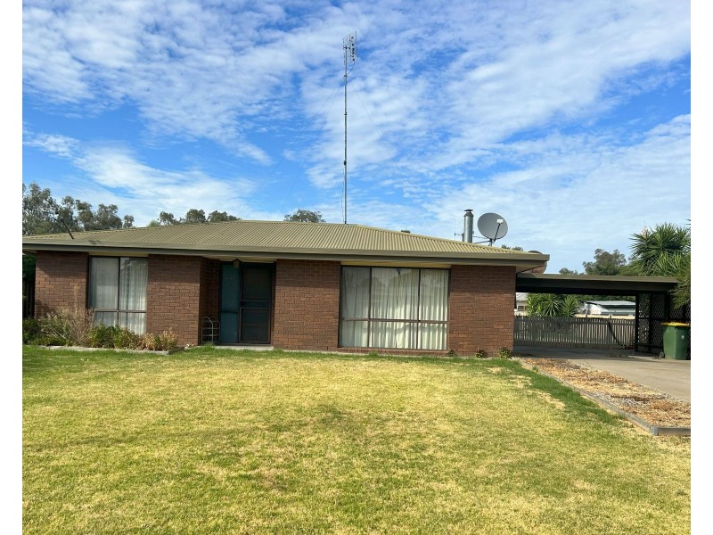 44 Nyang Street, Moulamein NSW 2733