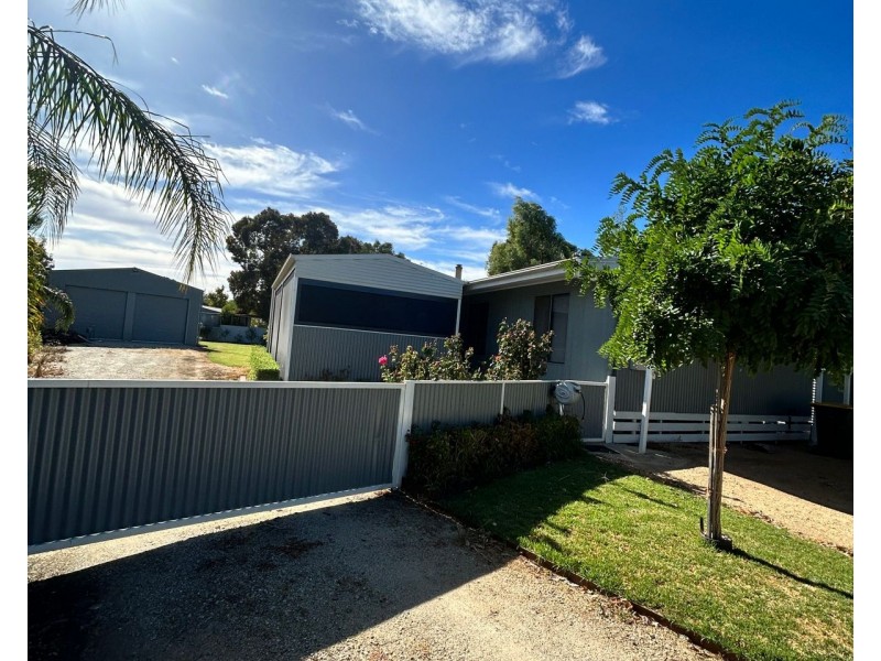 2 Ashley Court, Koondrook VIC 3580