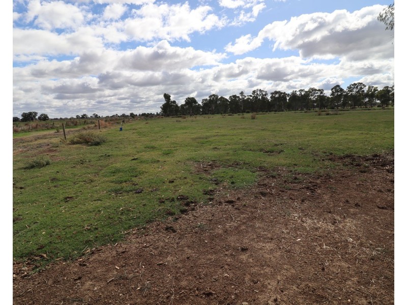 42 Quinlans Road, Mcmillans VIC 3568