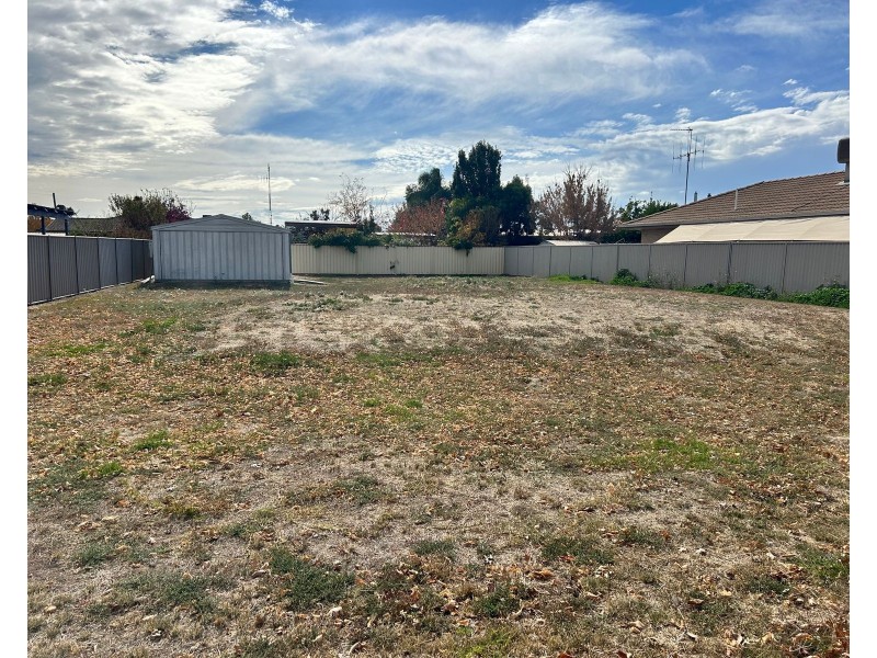 43 Linton Park Drive, Barham NSW 2732