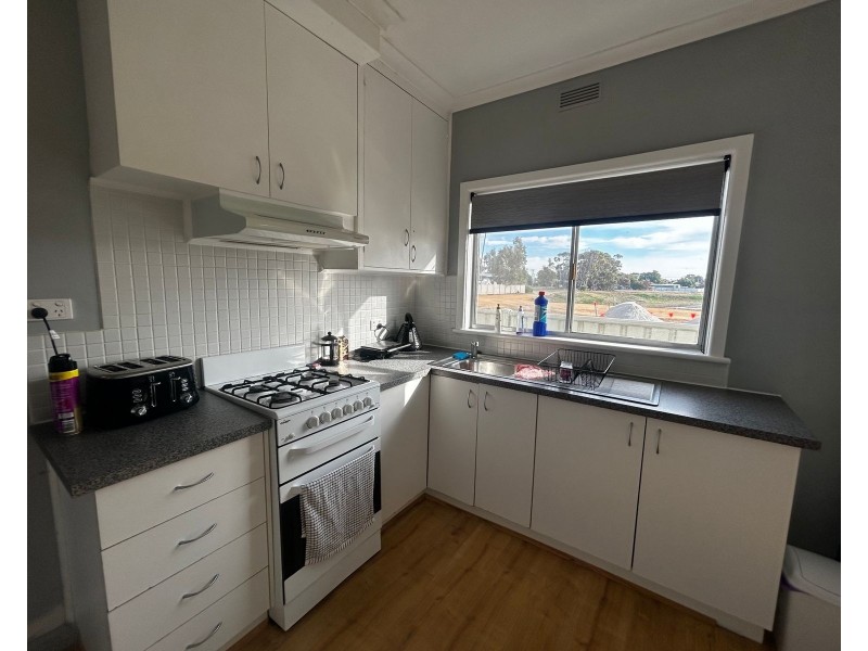 2 Mokana Street, Kerang VIC 3579