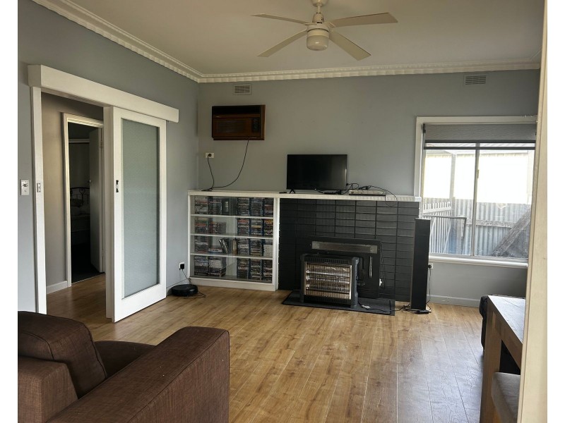 2 Mokana Street, Kerang VIC 3579