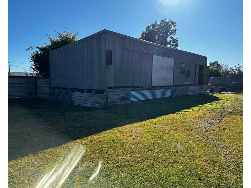 23 Koala Street, Wakool NSW 2710