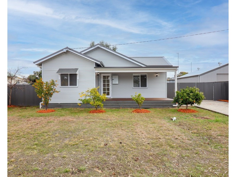 14 Wattle Street, Koondrook VIC 3580