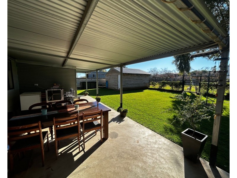 21 Koala Street, Wakool NSW 2710