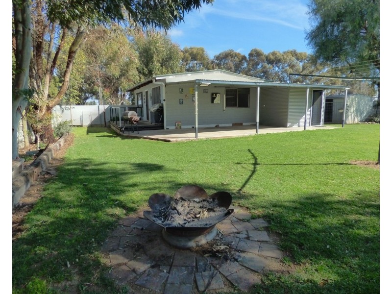 21 Koala Street,, Wakool NSW 2710