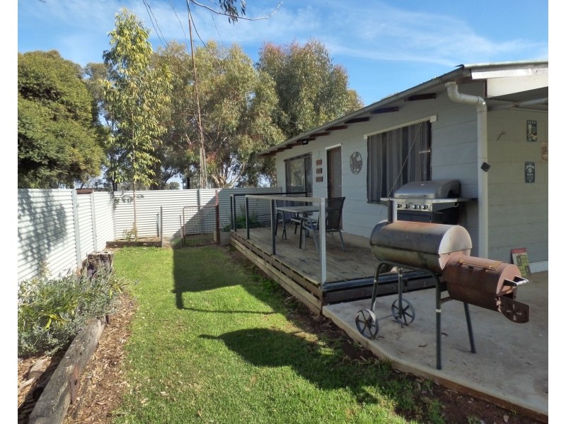 21 Koala Street,, Wakool NSW 2710