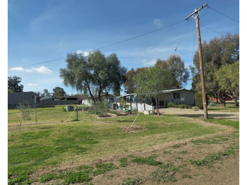 21 Koala Street,, Wakool NSW 2710