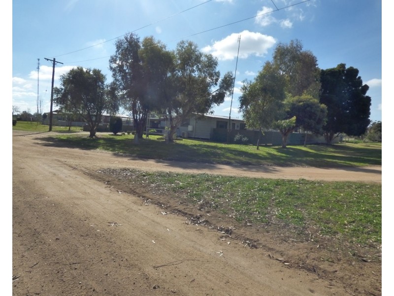 21 Koala Street,, Wakool NSW 2710