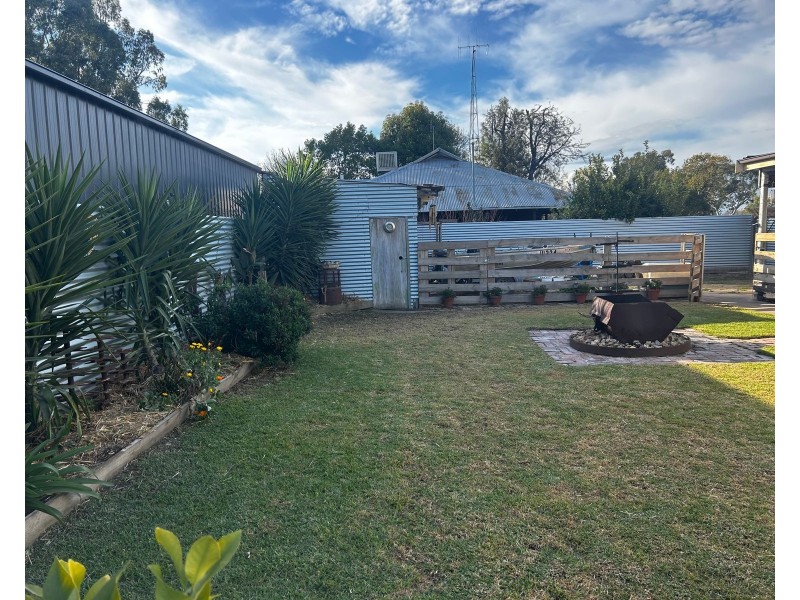 18 Punt Road, Barham NSW 2732