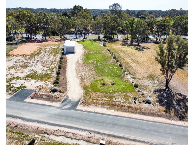 37 Vinecombe Lane, Barham NSW 2732