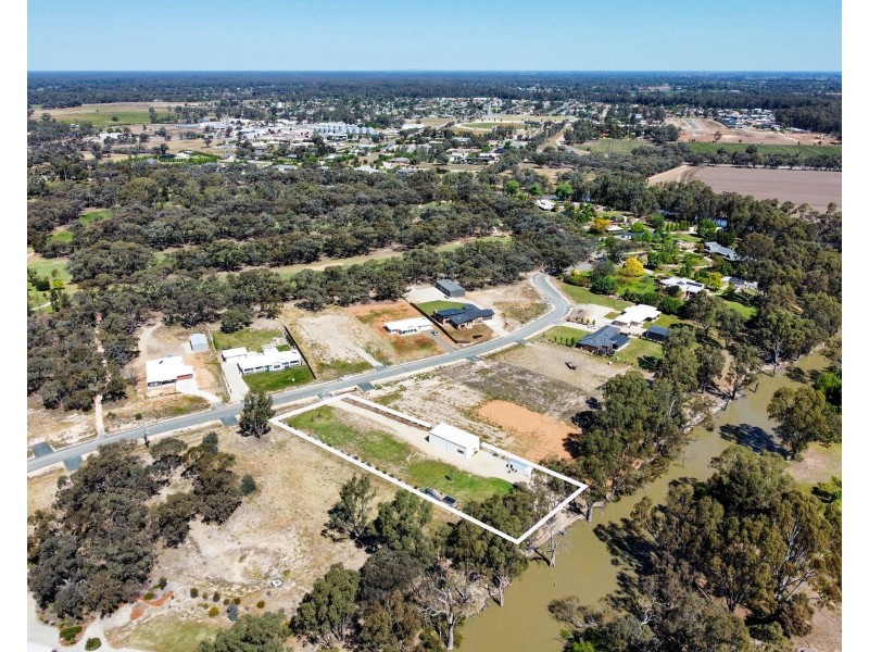 37 Vinecombe Lane, Barham NSW 2732