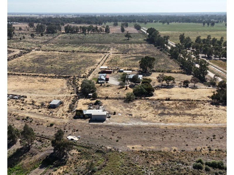 13 Flowerday Lane, Murrabit West VIC 3579