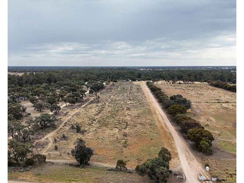 190 Swan Hill Road, Moulamein NSW 2733