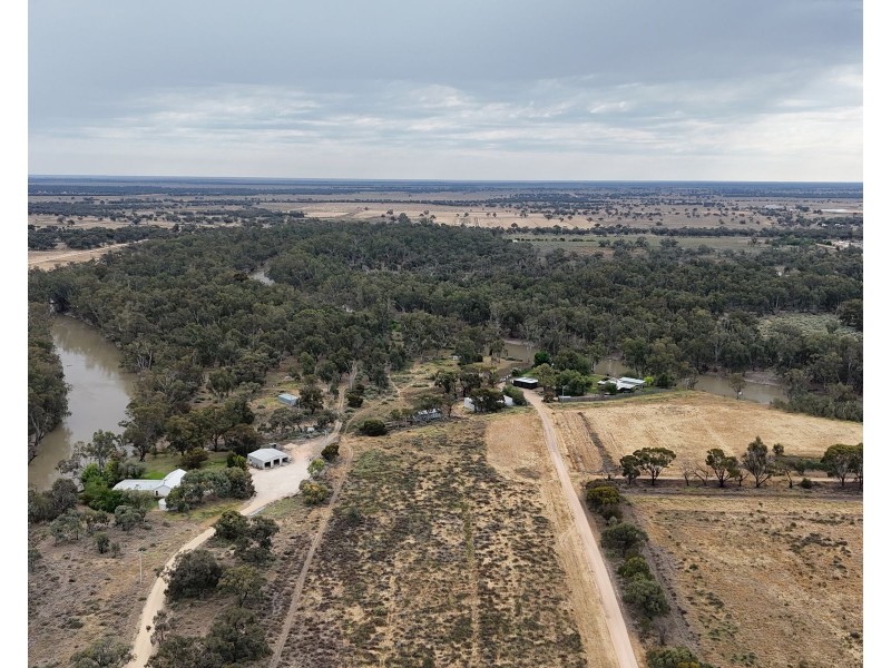 190 Swan Hill Road, Moulamein NSW 2733