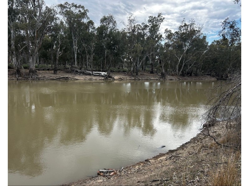 190 Swan Hill Road, Moulamein NSW 2733