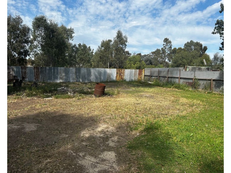 16 Maunder Street, Koondrook VIC 3580