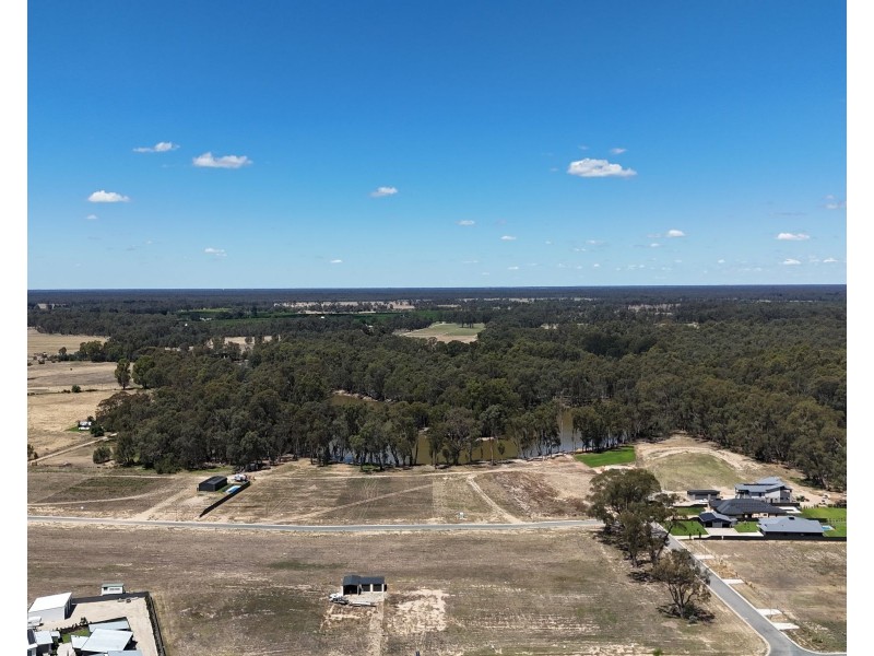 25 Riverview Drive, Barham NSW 2732