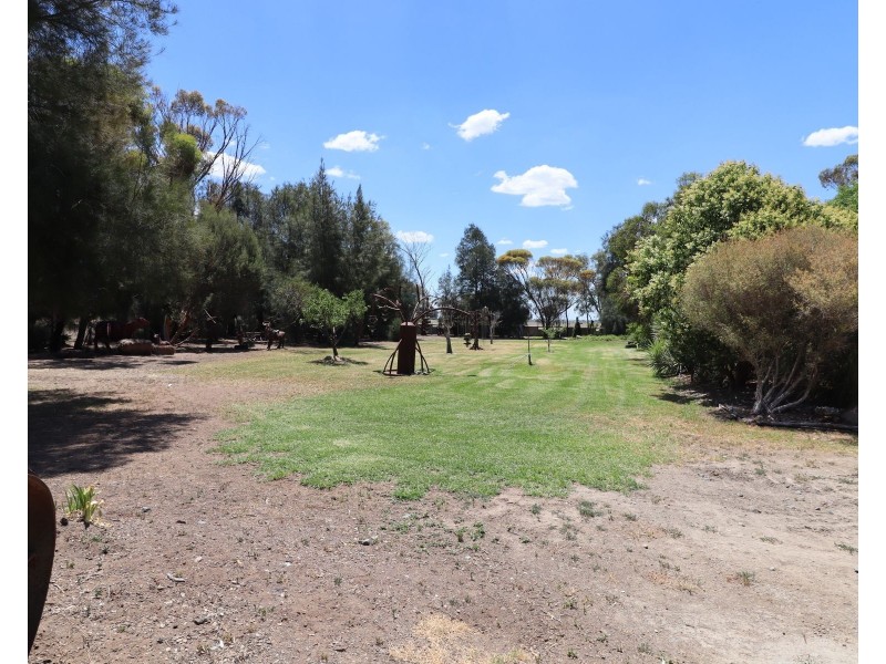 384 Worsley Road, Tragowel VIC 3579