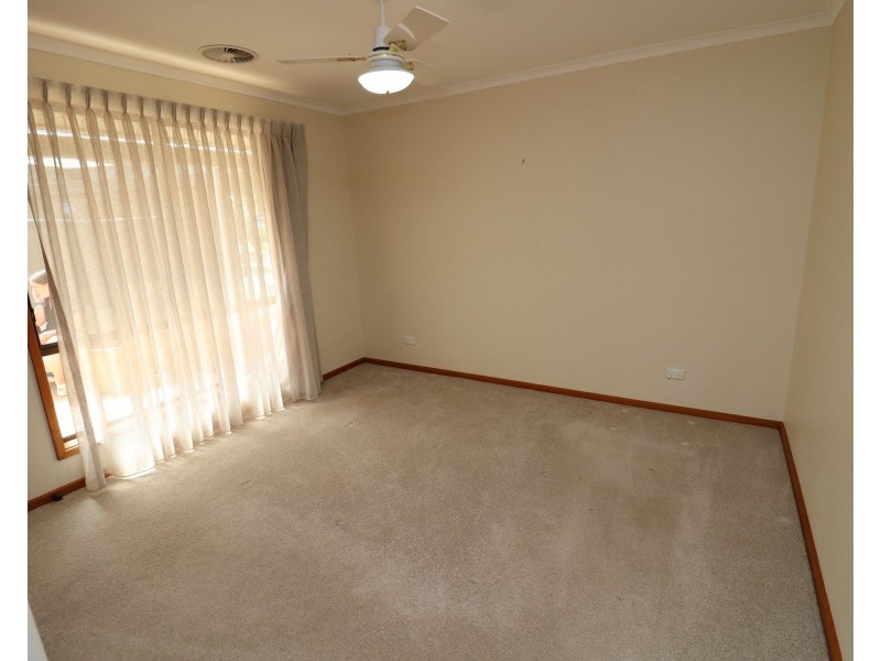 16 Hawken Street, Leitchville VIC 3567