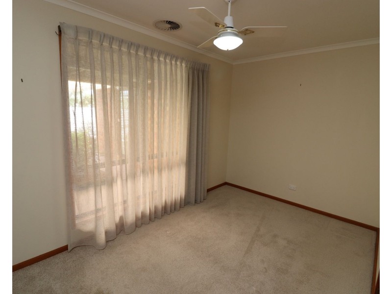 16 Hawken Street, Leitchville VIC 3567