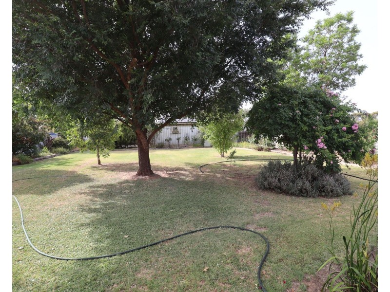 16 Hawken Street, Leitchville VIC 3567