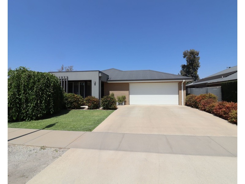 16 Stanley Court, Cohuna VIC 3568