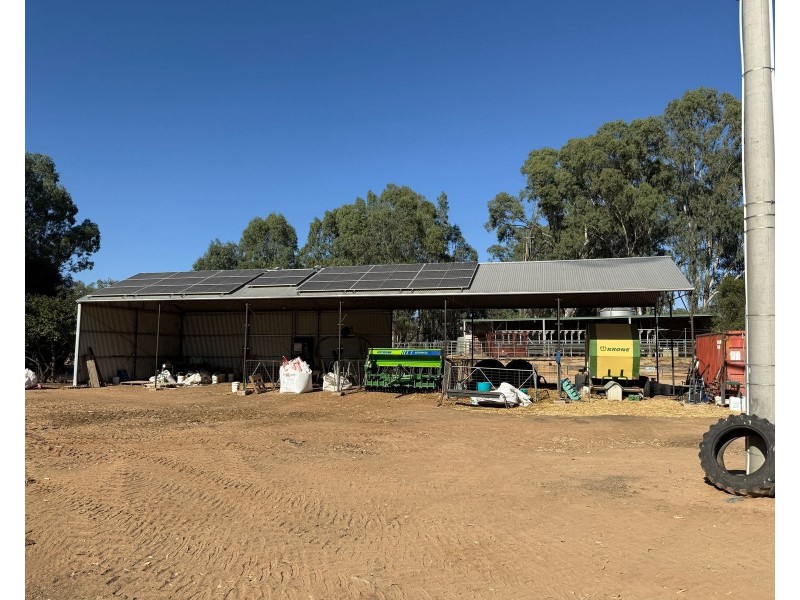 32 Ahern Road, Koondrook VIC 3580