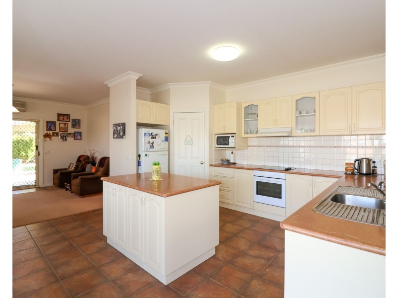 77 King Edward Street, Cohuna VIC 3568