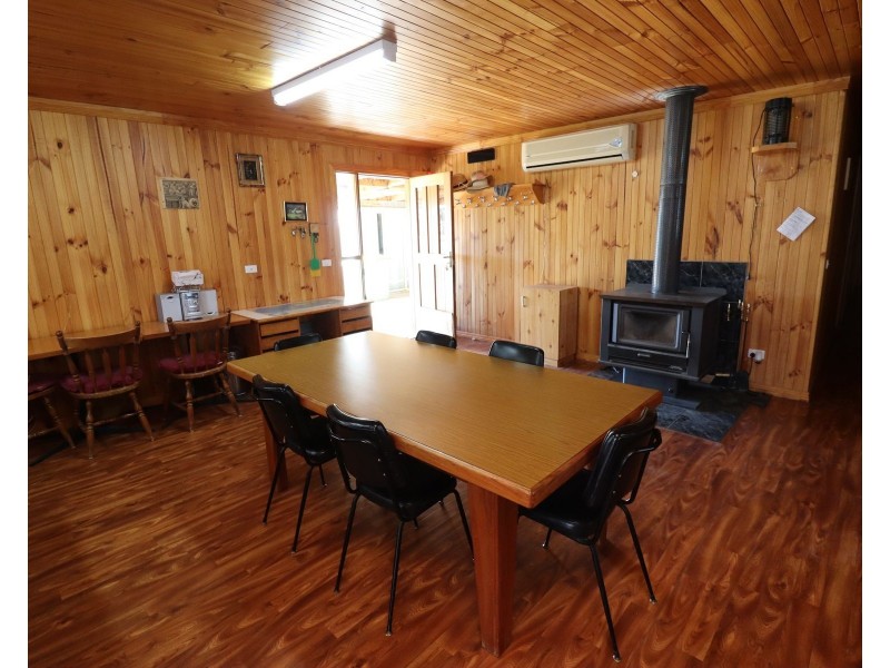 13 Railway Place, Gunbower VIC 3566