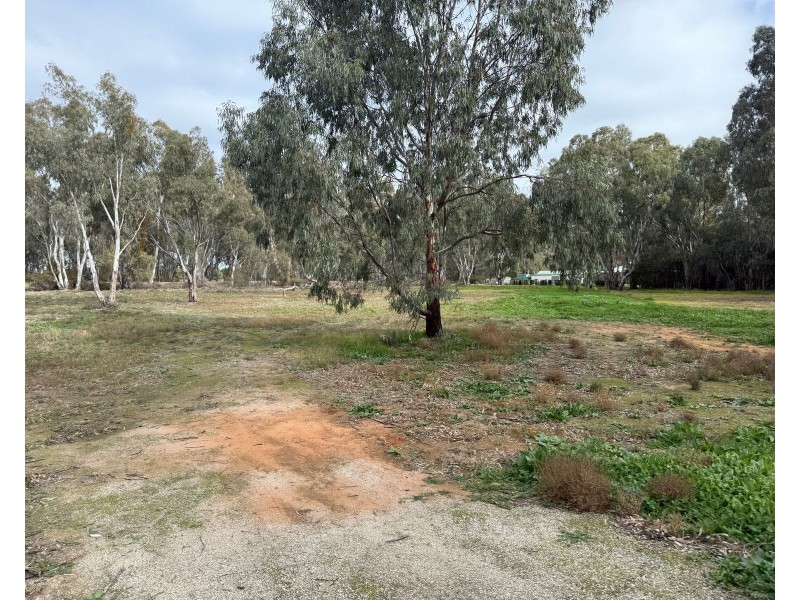 12 Meharry Street, Koondrook VIC 3580