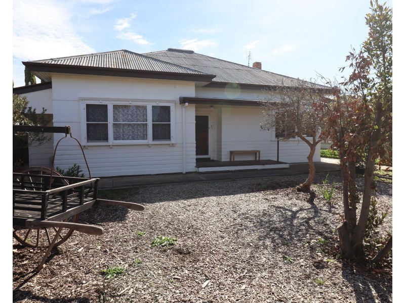 45 Victoria Street, Pyramid Hill VIC 3575