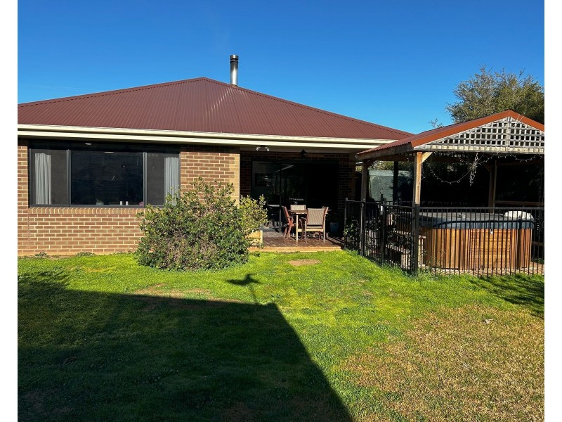 5 Bridge Street, Koondrook VIC 3580