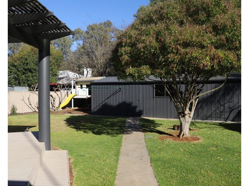 1 Jamieson Avenue, Barham NSW 2732