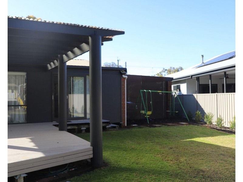 1 Jamieson Avenue, Barham NSW 2732
