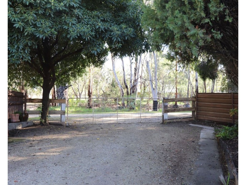 1 Jamieson Avenue, Barham NSW 2732