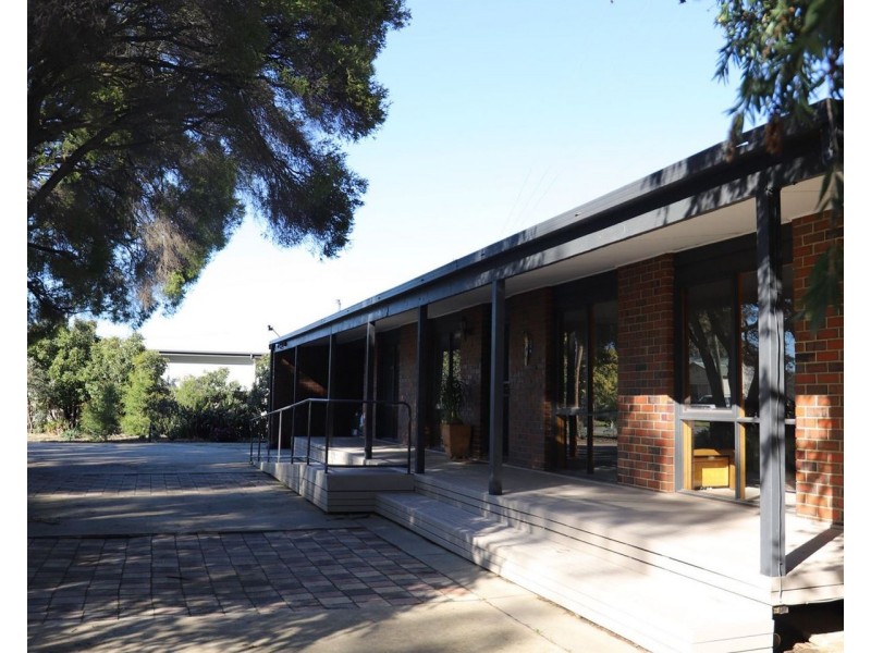 1 Jamieson Avenue, Barham NSW 2732