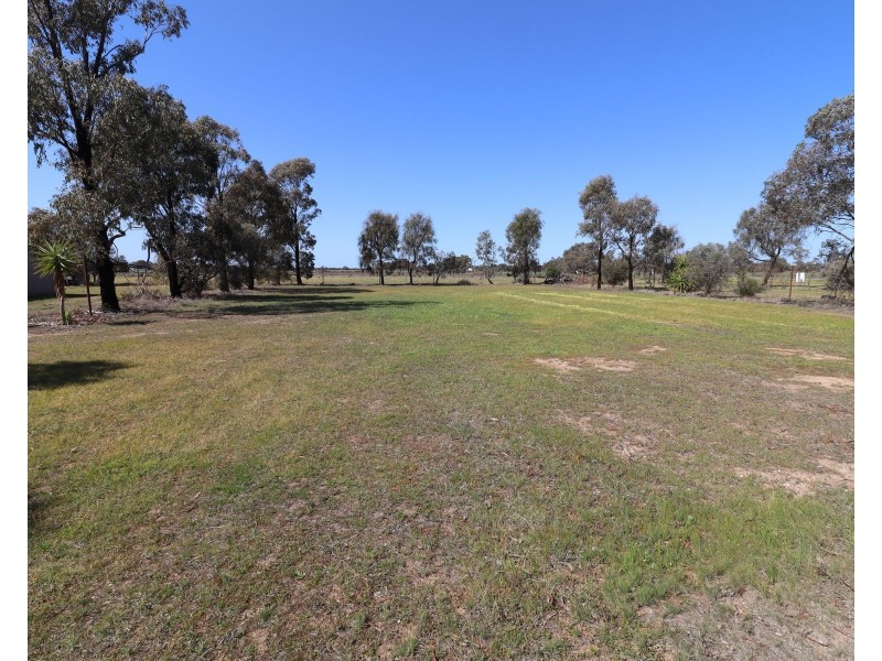 6 Fox Island Road, Gunbower VIC 3566