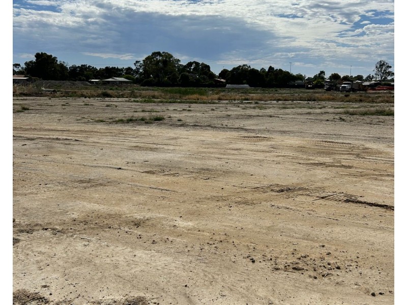 38 Armstrong Drive, Barham NSW 2732
