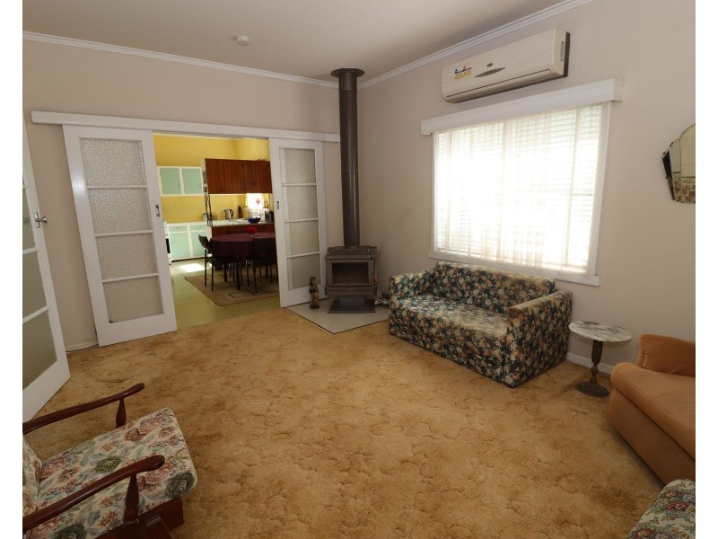 25 Ottrey Street, Pyramid Hill VIC 3575