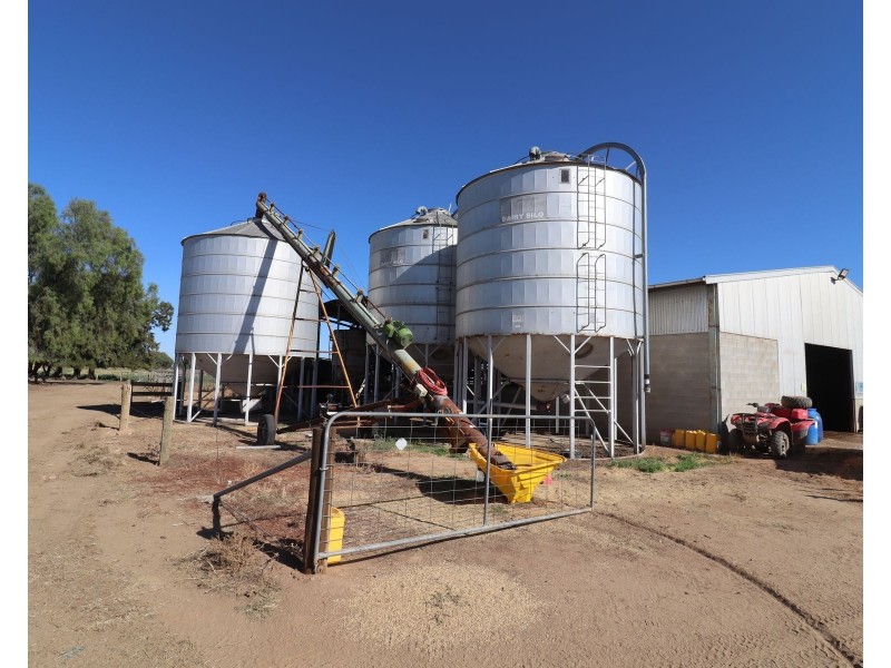 156 Walker Lane, Tullakool NSW 2732