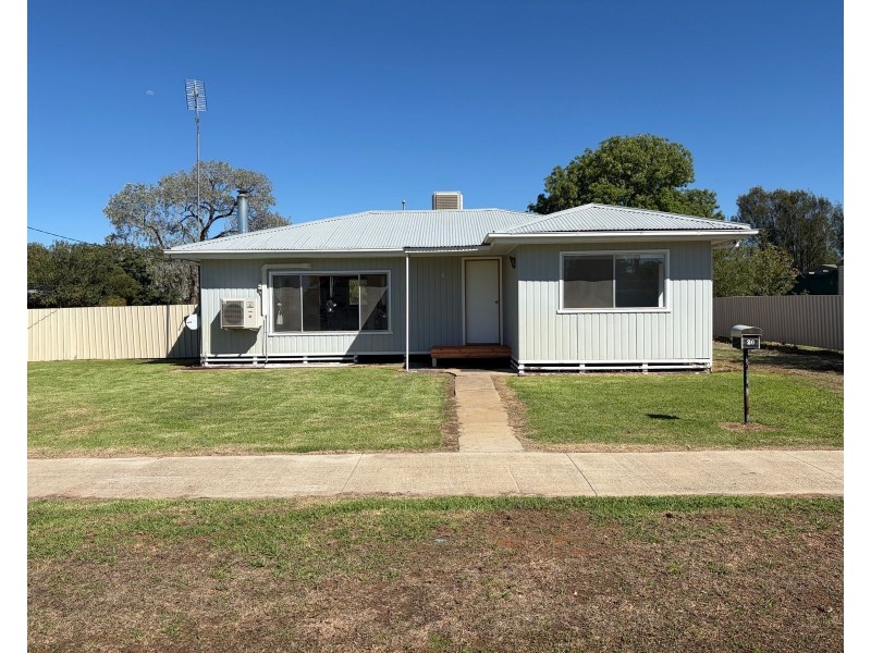 20 Brougham Street, Moulamein NSW 2733