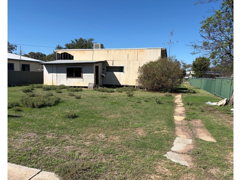 40 Baratta Street, Moulamein NSW 2733